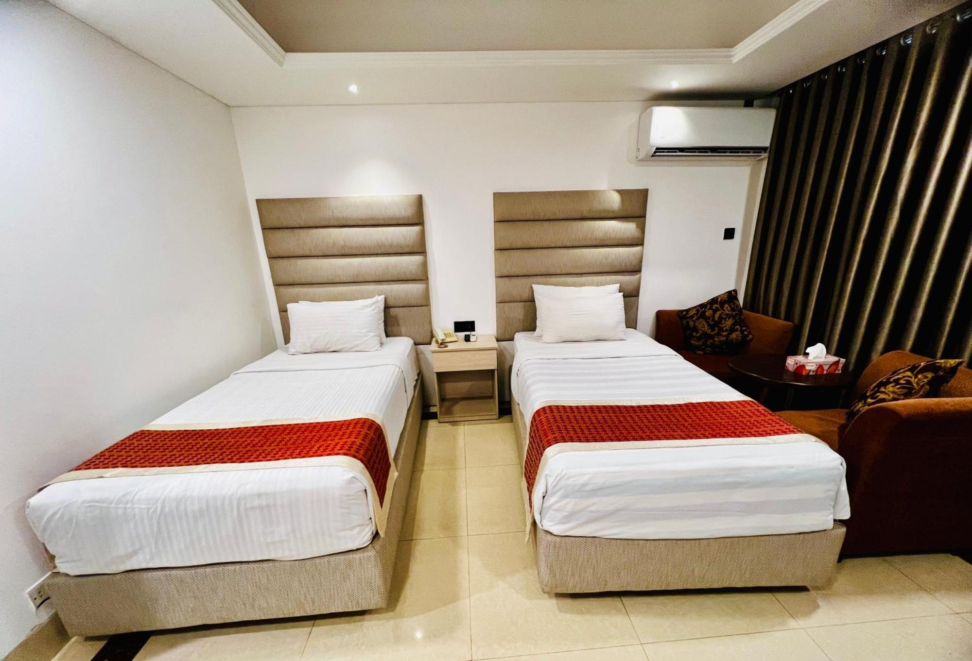 Marino Hotel - Best Near Airport Dhaka Eksteriør billede