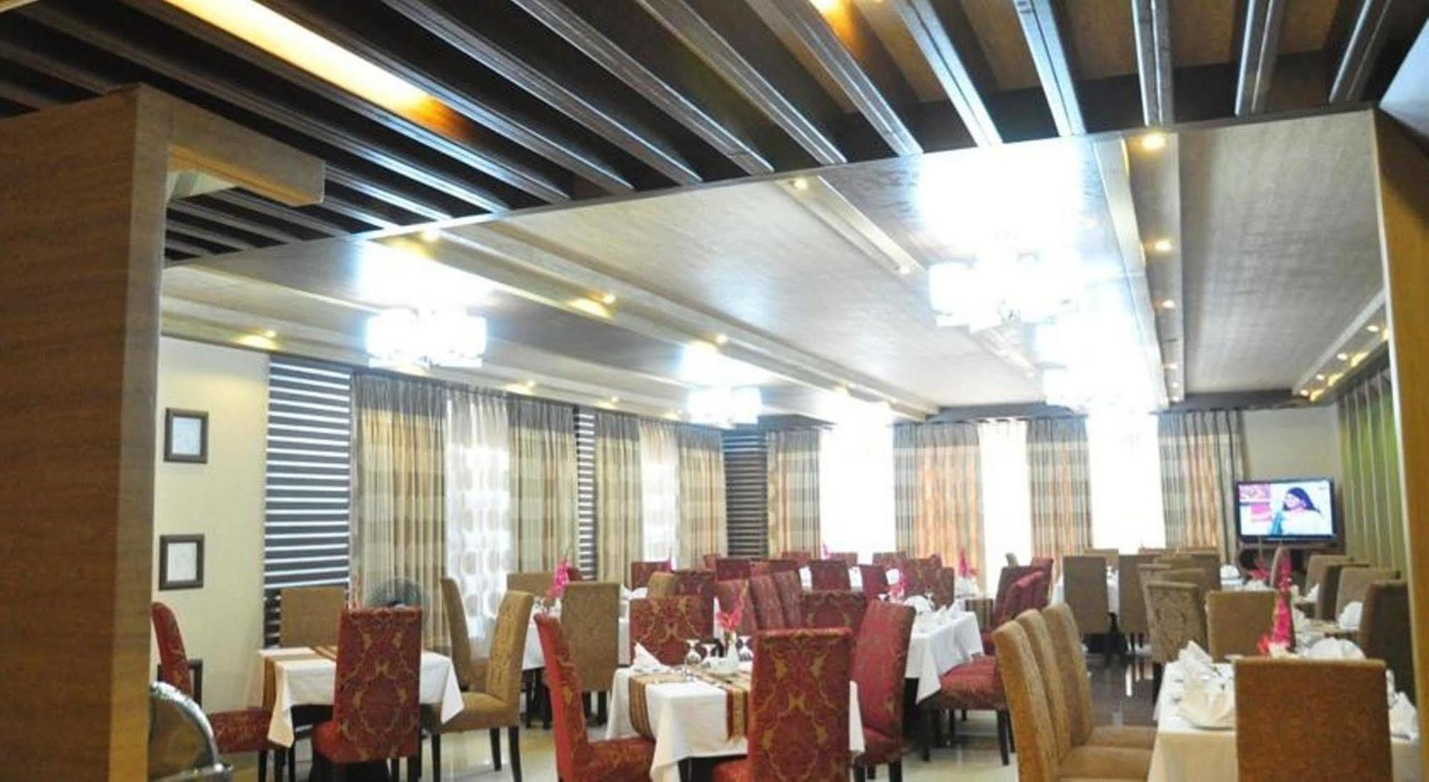 Marino Hotel - Best Near Airport Dhaka Eksteriør billede